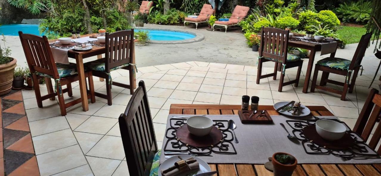 African Ambience Guest House Сент-Люсия Экстерьер фото